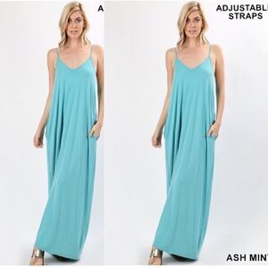 Maxi dress with side pockets